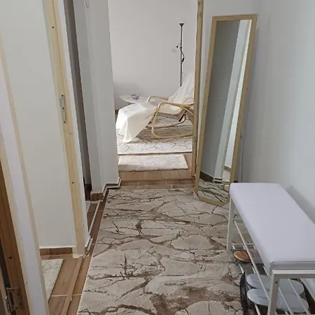Apartment Garsoniera Luminoasa Craiova